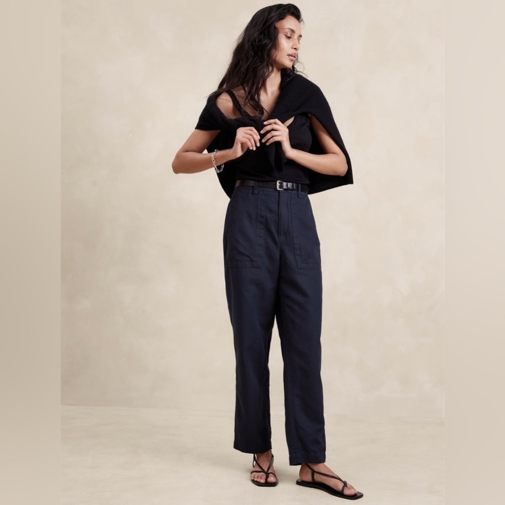 NWT! Banana Republic Navy Mya Cotton-Linen Cargo Pant - Size 12